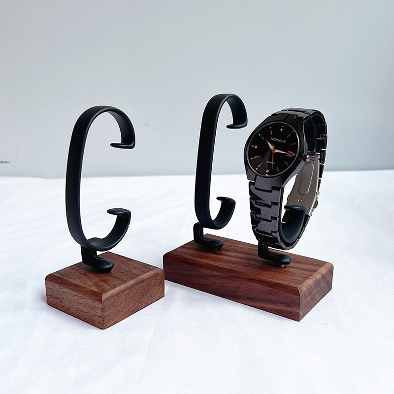Expositor de Joyería en Forma  - Jewelry And Watches Inc reseña y precio